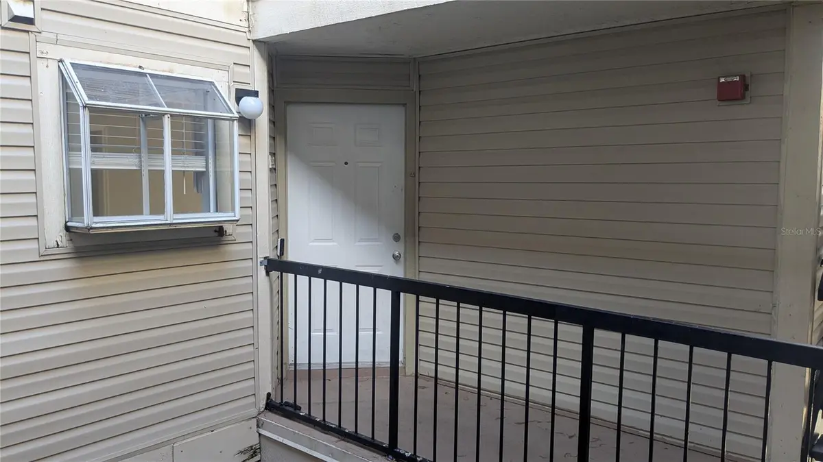 1948 LAKE ATRIUMS CIR #120, Orlando, FL 32839