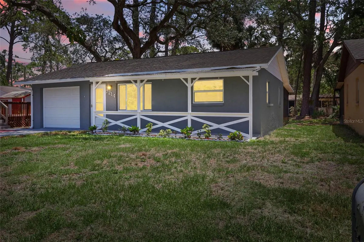 7214 OAKWOOD DR, New Port Richey, FL 34652