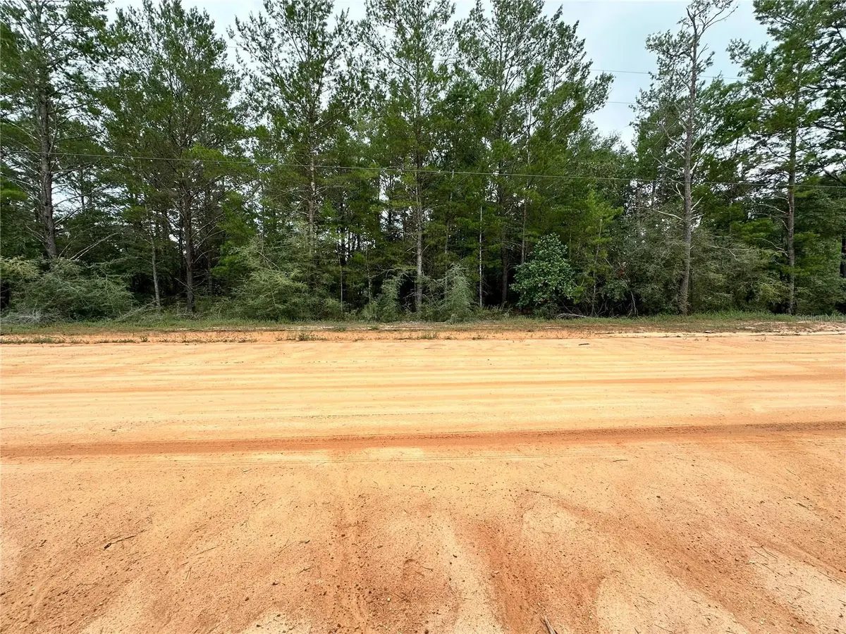 METEYARD LN, Defuniak Springs, FL 32433