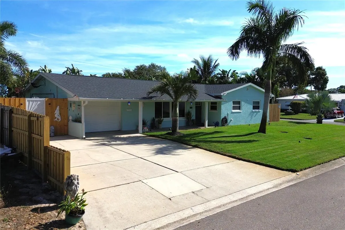 3201 45TH ST N, St Petersburg, FL 33713