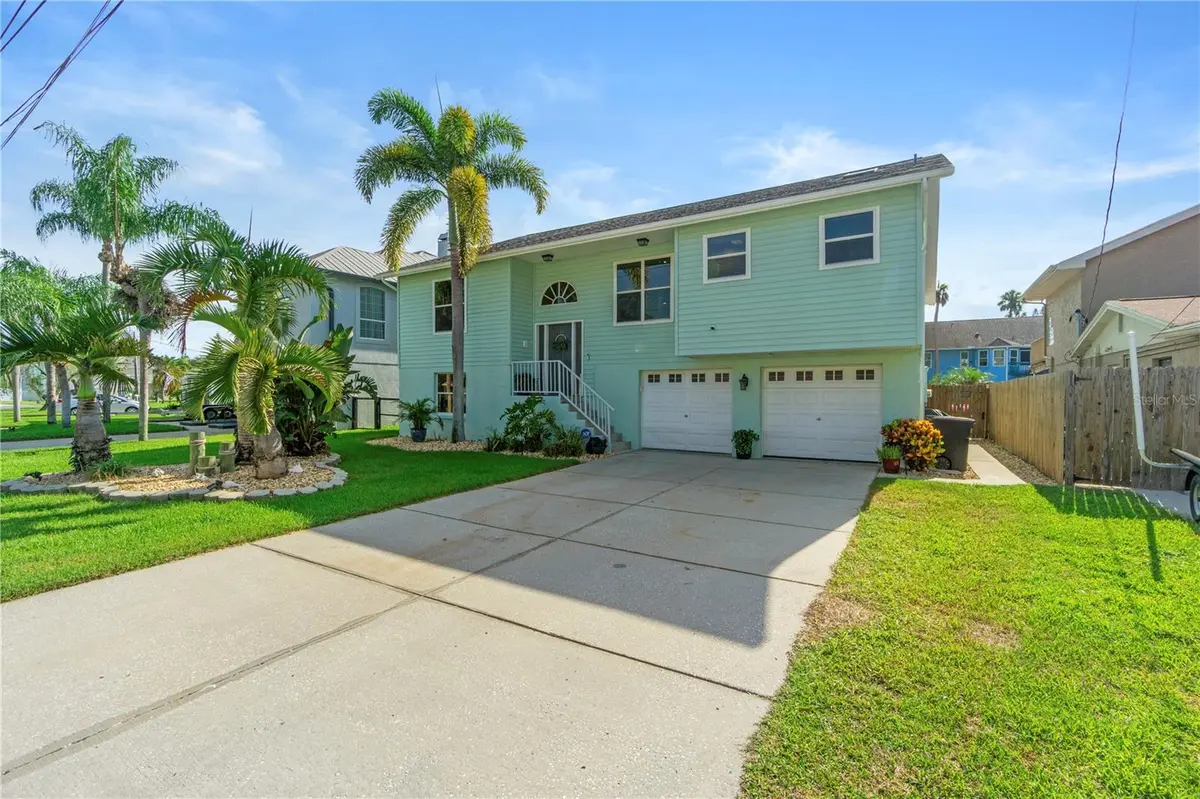5450 TROPIC DR, New Port Richey, FL 34653