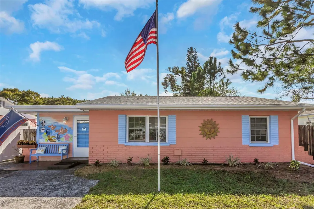 5726 13TH AVE S, Gulfport, FL 33707