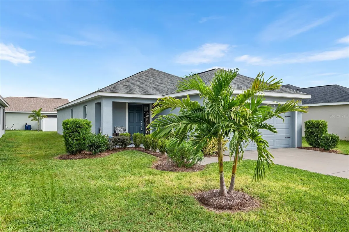 220 ST GEORGES CIR, Eagle Lake, FL 33839