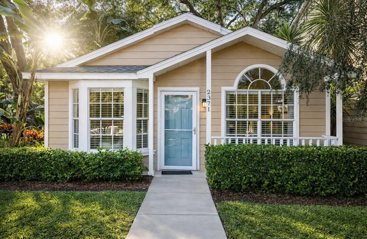 2371 HOUNDS TRL, Palm Harbor, FL 34683