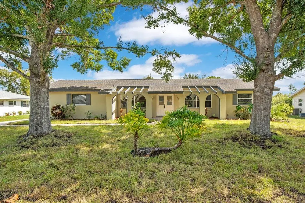 1143 E FOWLER DR, Deltona, FL 32725