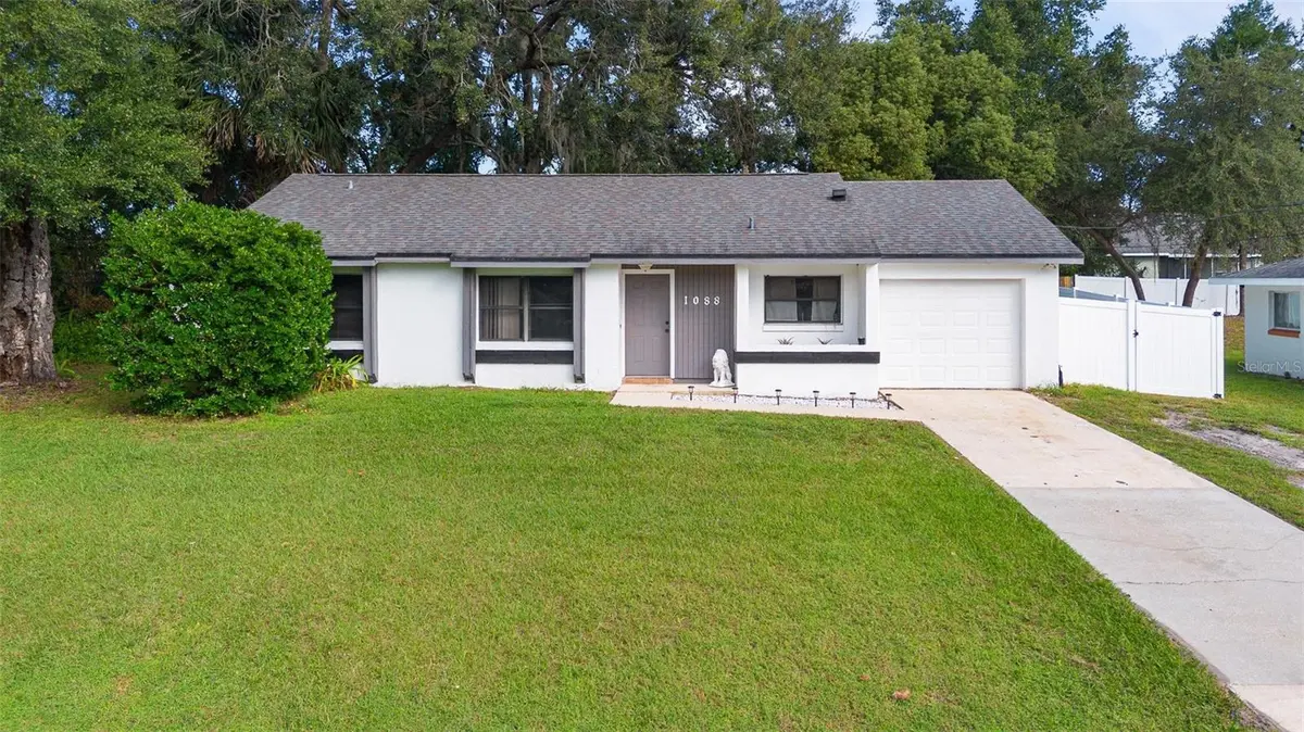 1088 N HARBOR DR, Deltona, FL 32725
