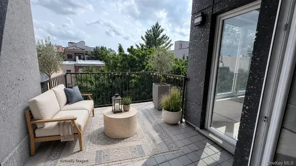138 Huron ST #Penthouse 3B, Brooklyn, NY 11222