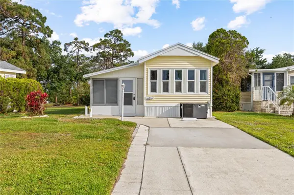 182 CROWN POINT DR, Nokomis, FL 34275