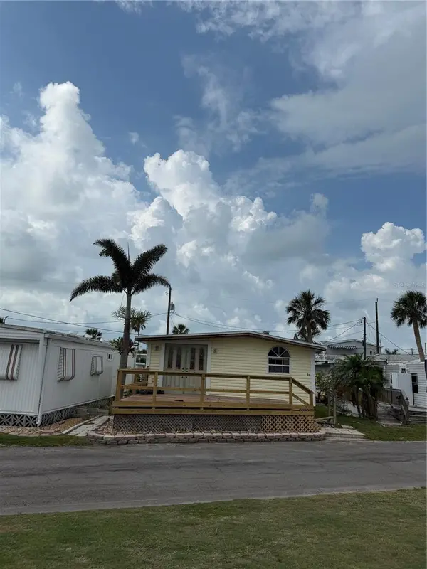 2601 GULF DR N #B4, Bradenton Beach, FL 34217
