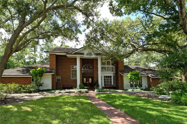 4550 CHIMNEY CREEK DR, Sarasota, FL 34235