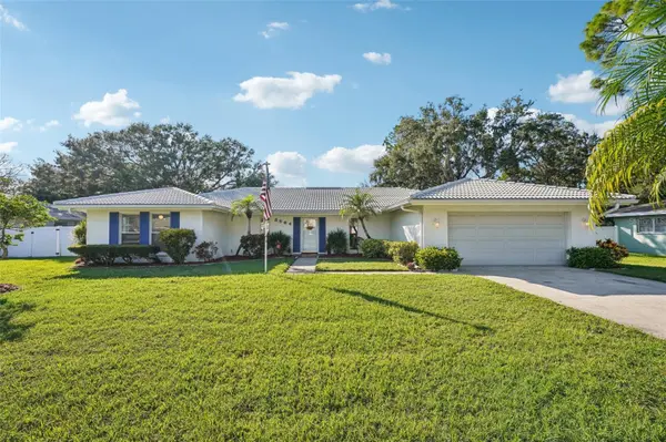 8864 15TH WAY N, St Petersburg, FL 33702