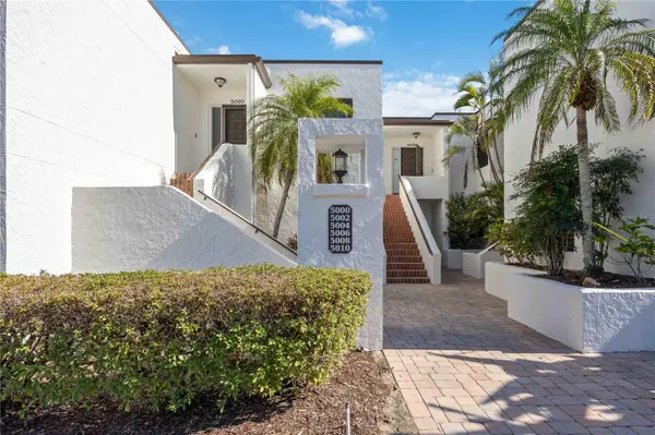 5010 MARSH FIELD RD #32, Sarasota, FL 34235