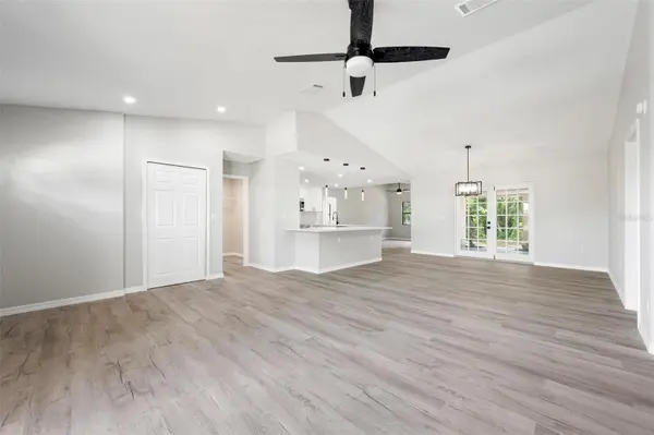 172 SHADY PINE LN, Nokomis, FL 34275