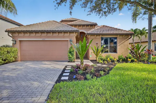 11945 COUNTRY DAY CIR, Fort Myers, FL 33913