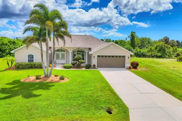 18 MEDALIST TER, Rotonda West, FL 33947