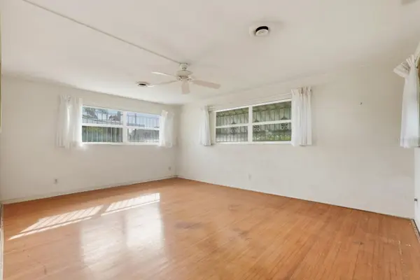 409 MANHATTAN AVE, Daytona Beach, FL 32118