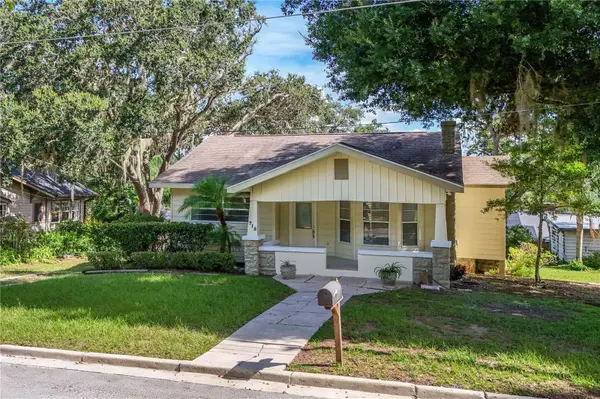 715 POINSETTIA DR, Eustis, FL 32726