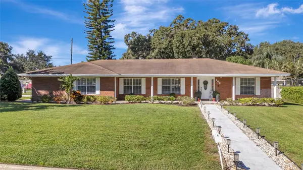 102 VALENCIA SHORES DR, Winter Garden, FL 34787