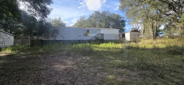 17120 SE 252ND AVE, Umatilla, FL 32784