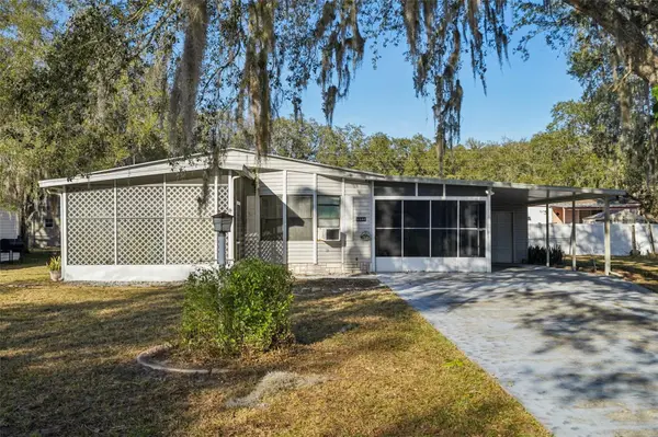 8625 SILVER TRL, Leesburg, FL 34788
