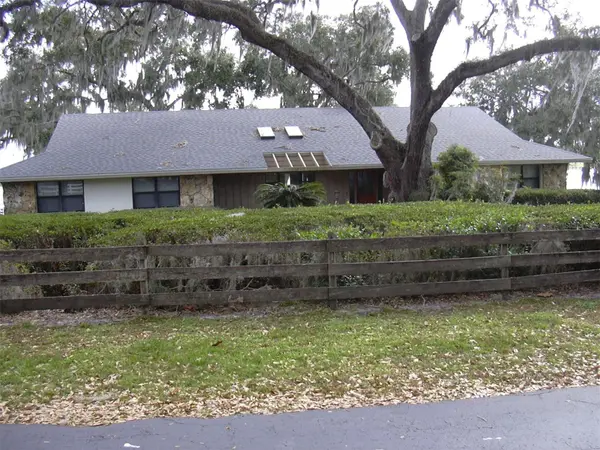 1683 LAKEVIEW RD, Eustis, FL 32726
