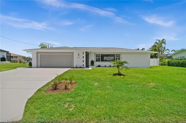 4424 N BAY CIR, North Fort Myers, FL 33903
