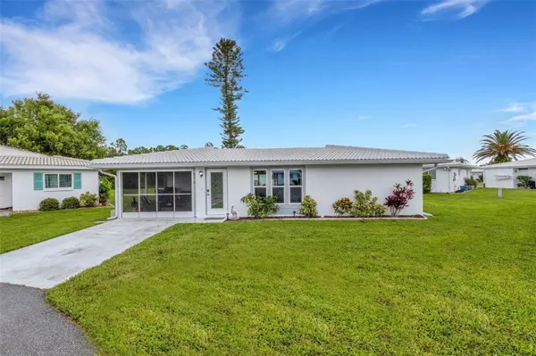 576 CIRCLEWOOD DR #R-3, Venice, FL 34293