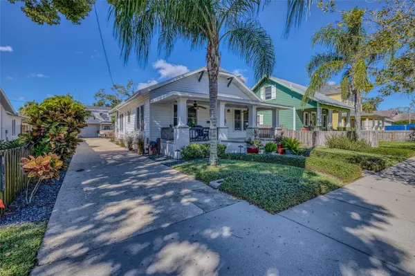 306 S ORANGE ST, New Smyrna Beach, FL 32168