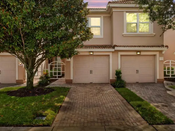 1213 BELLA CARA CT, Davenport, FL 33896