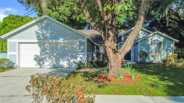 312 COUNTRY LANDING BLVD, Apopka, FL 32703