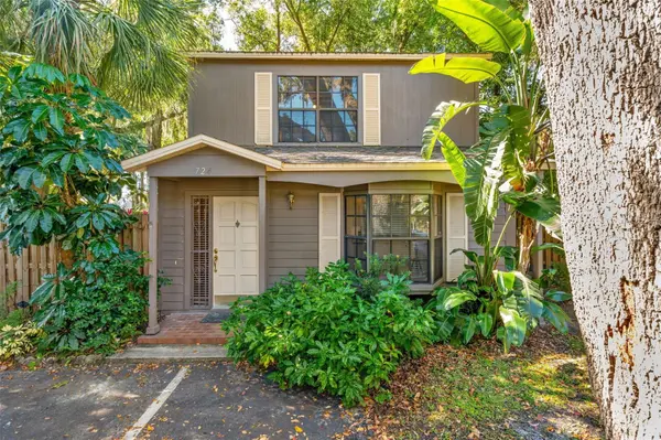 724 EDGEWATER DR, Orlando, FL 32804
