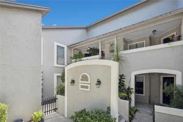 300 N SHADOWBAY BLVD #204, Longwood, FL 32779