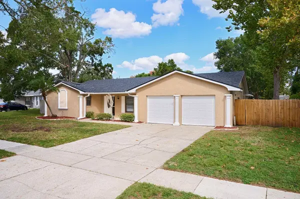 8521 SANDBERRY BLVD, Orlando, FL 32819