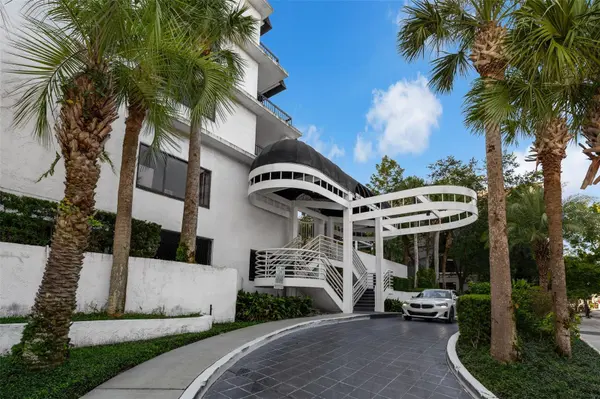 530 E CENTRAL BLVD #1402, Orlando, FL 32801