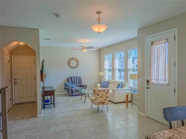 3593 BRIGHTON PARK CIR, Belle Isle, FL 32812