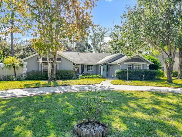 1014 PINE TREE DR, Eustis, FL 32726