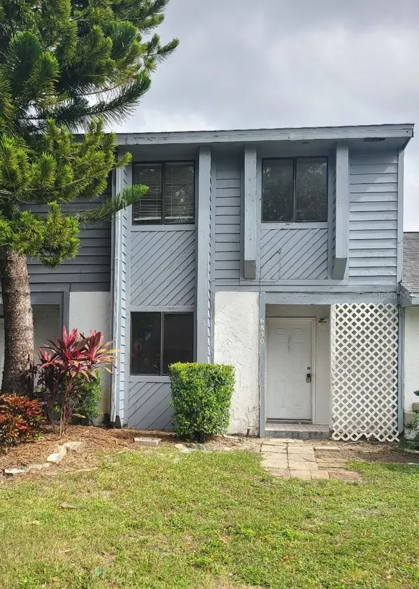 6830 MAGNOLIA POINTE CIR, Orlando, FL 32810