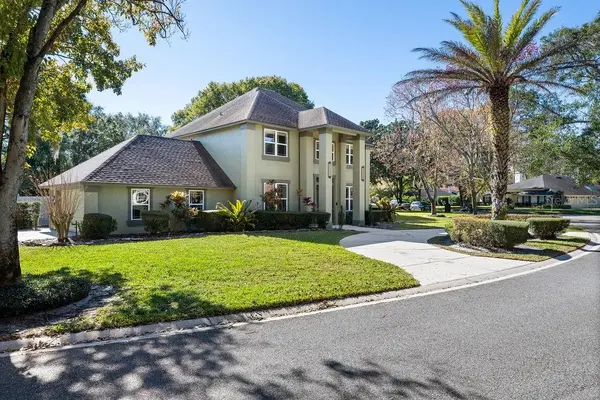 1735 MAPLE LEAF DR, Windermere, FL 34786