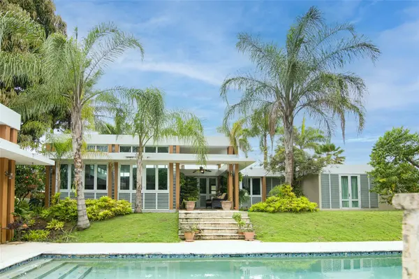 8 YAGUEZ | ESTANCIAS DEL RÍO, Aguas Buenas, PR 00703