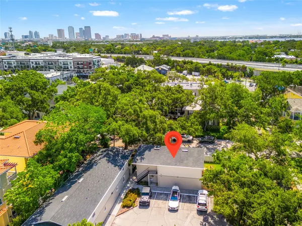 1011 S MOODY AVE #11, Tampa, FL 33629