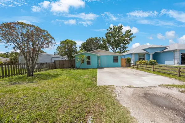 6704 70TH AVE N, Pinellas Park, FL 33781