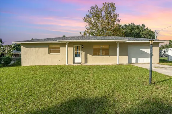 413 FIRST DR, Lady Lake, FL 32159