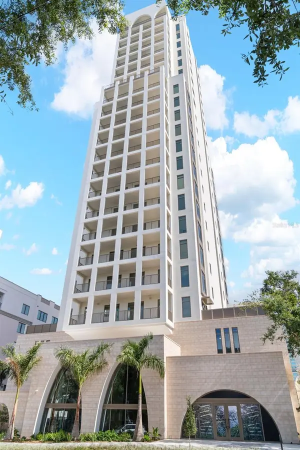 126 4TH AVE NE #2001, St Petersburg, FL 33701