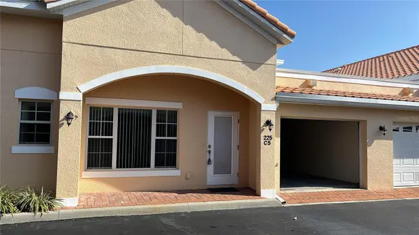 225 DAVID WALKER DR #C5, Tavares, FL 32778