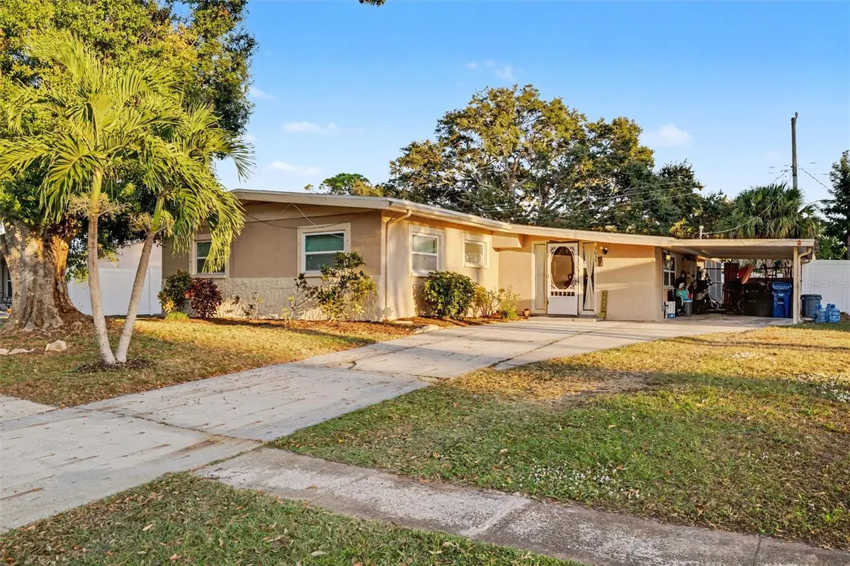 3635 BALI DR, Sarasota, FL 34232