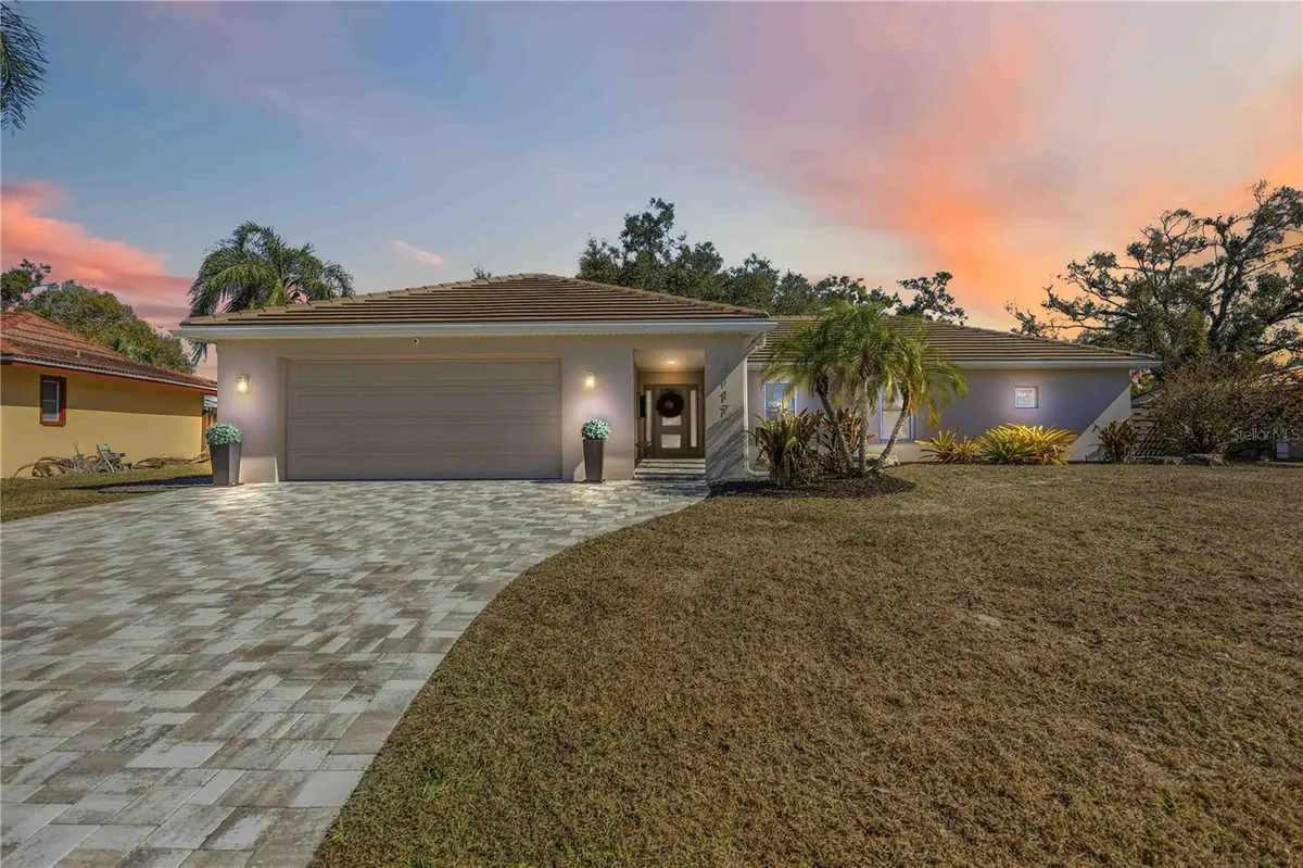 2117 RIVIERA DR, Sarasota, FL 34232