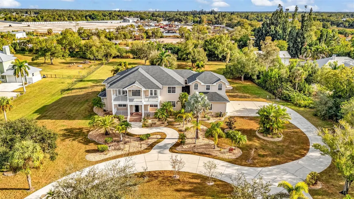 5595 RIVERSIDE DR, Punta Gorda, FL 33982