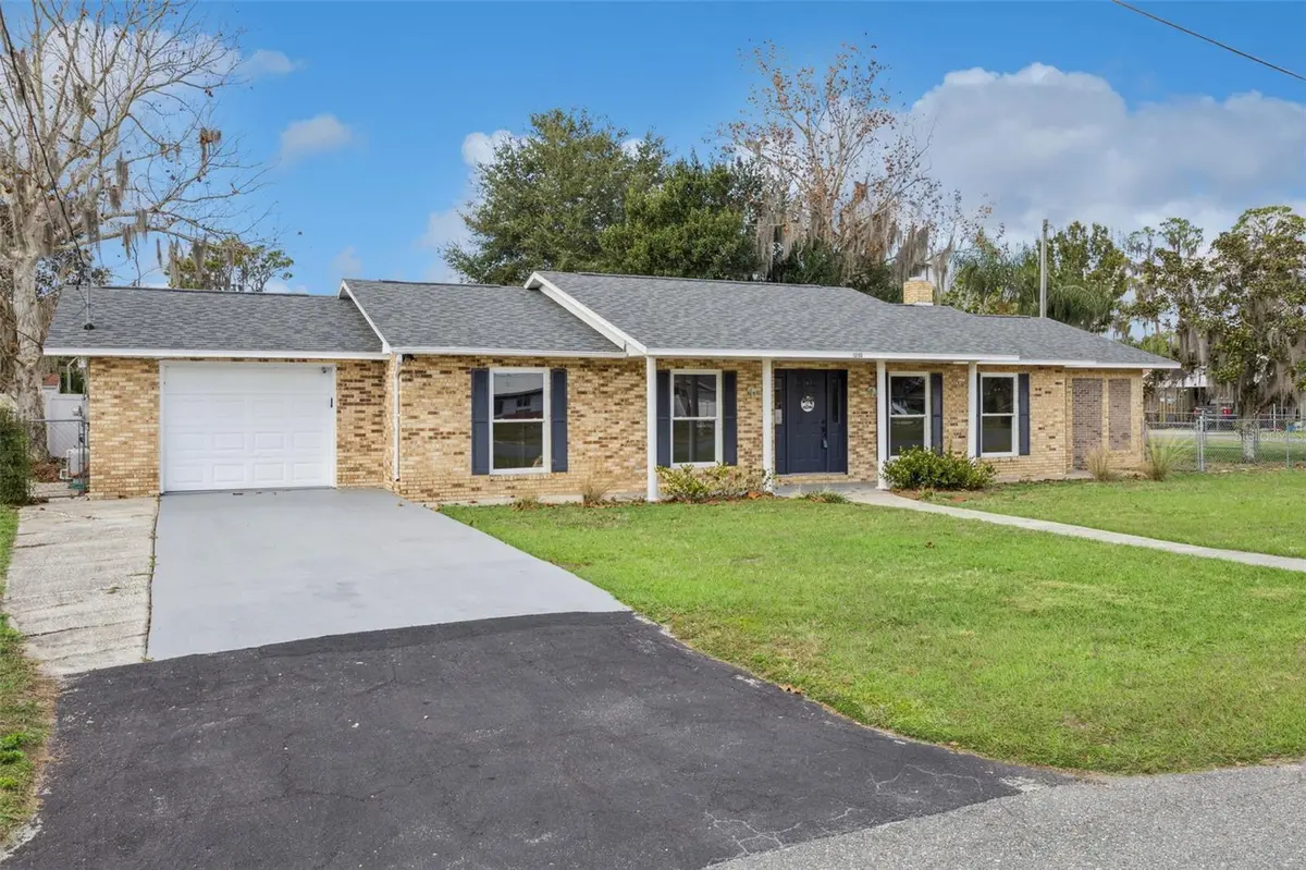 12150 VIRGINIA DR, Leesburg, FL 34788
