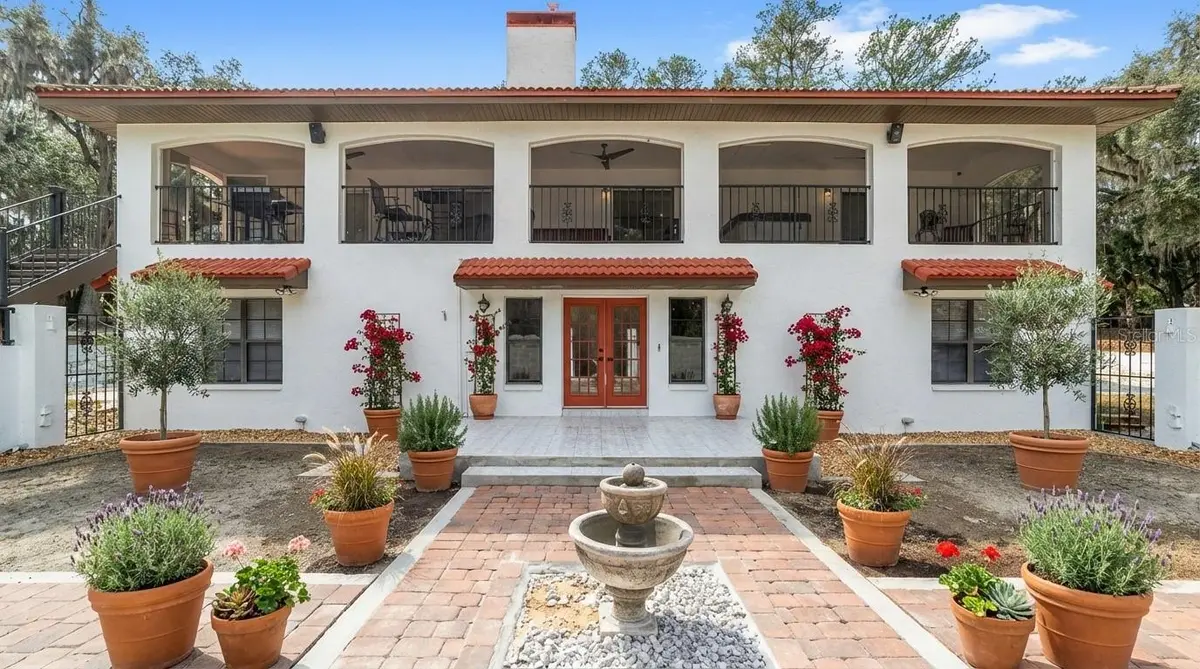 17714 VETERANS WAY, Micanopy, FL 32667