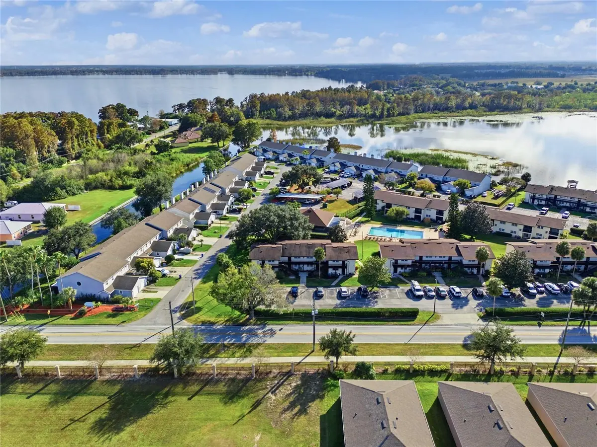 900 AVENUE Z SE #C2, Winter Haven, FL 33880